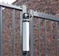 Elegant 180° gate closer with direct connection to the hinge